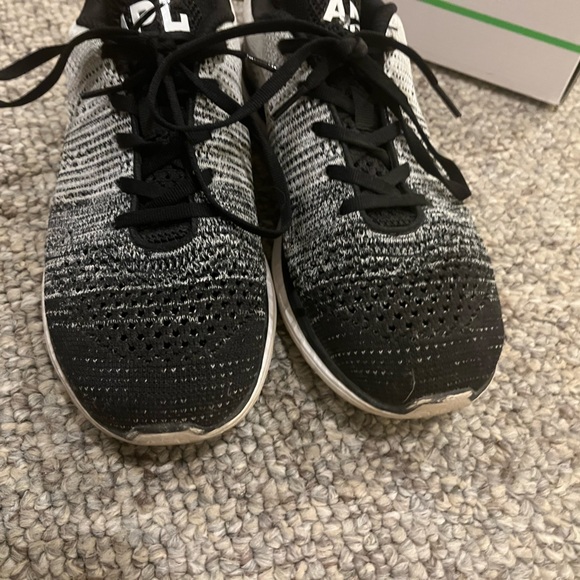 Athletic Propulsion Labs sneakers techloom pro m